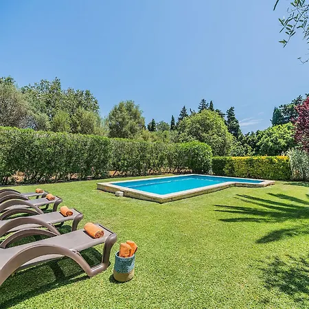 Rustic Country With Private Pool Feriehus